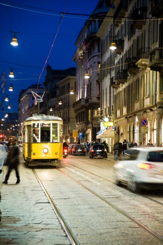 Tranvia de Milan, Lombardia, Italia, Europa Occide...