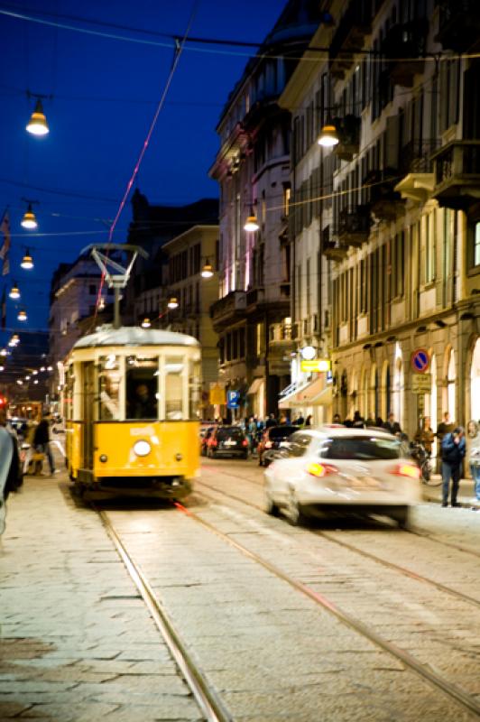 Tranvia de Milan, Lombardia, Italia, Europa Occide...