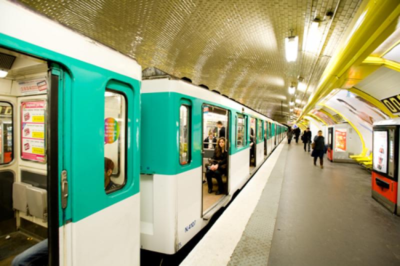 Metro de Paris, Paris, Francia, Europa Occidental