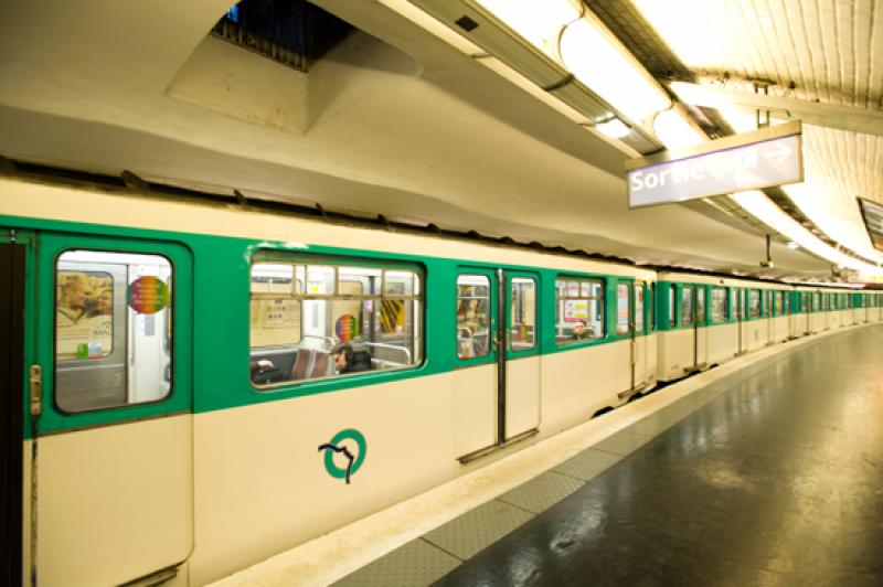 Metro de Paris, Paris, Francia, Europa Occidental