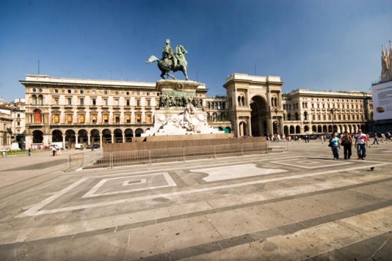 Piazza del Duomo, Milan, Lombardia, Italia, Europa...