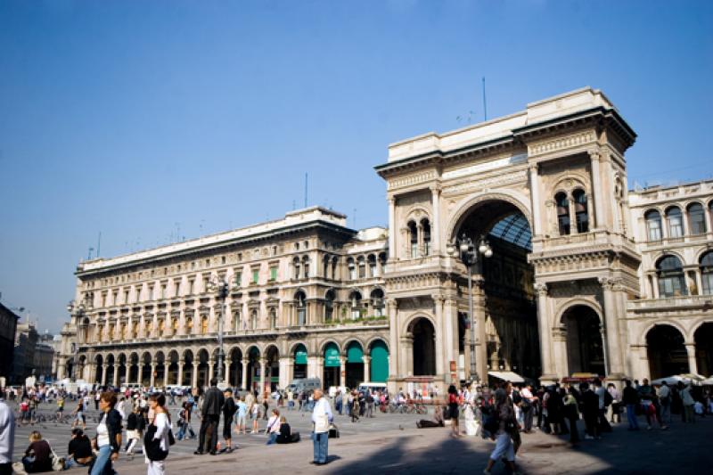 Piazza del Duomo, Milan, Lombardia, Italia, Europa...