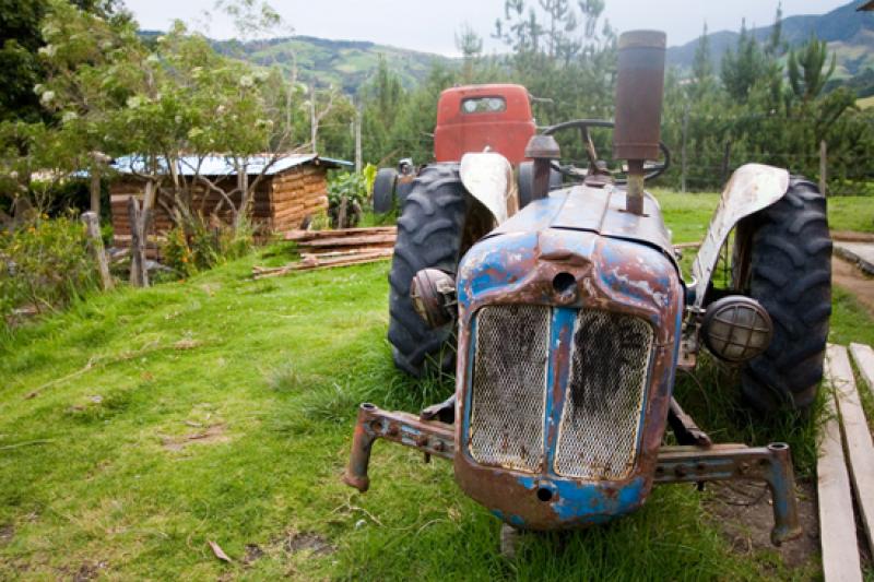 Trctor en el Campo, San Pedro de los Milagros, Ant...