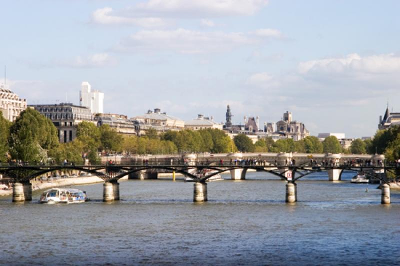 Puente de las Artes, Rio Sena, Paris, Francia, Eur...