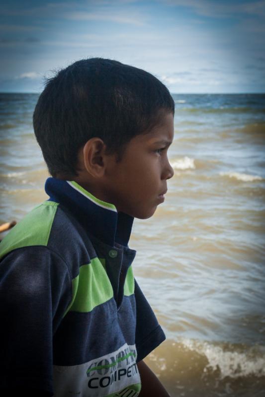 Niño Nativo de Necocli, Antioquia, Colombia, Sur ...