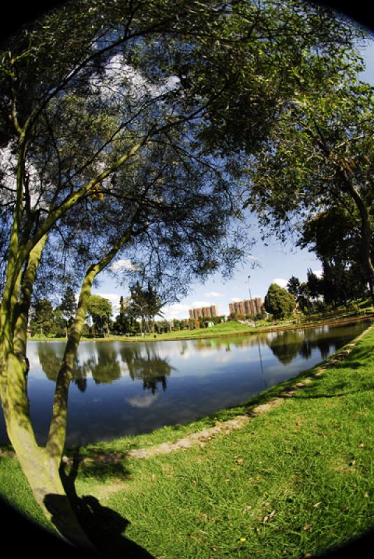 Parque de Los Novios, Bogota, Cundinamarca, Colomb...