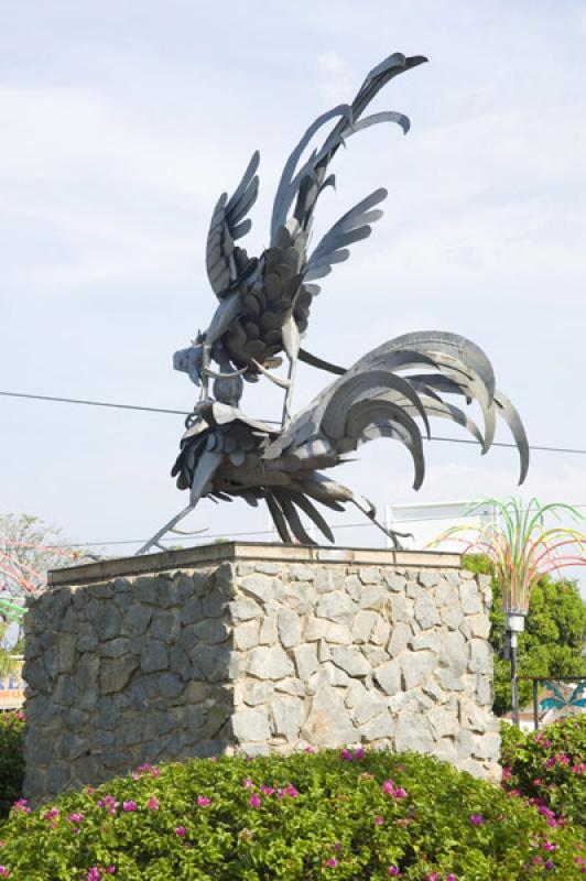 Escultura de los Gallos de Pelea, Valledupar, Cesa...