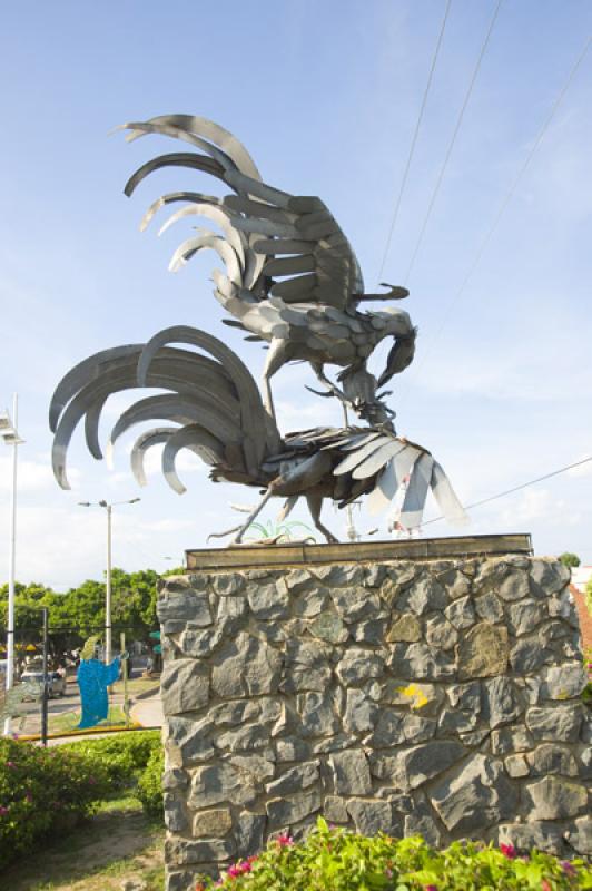 Escultura de los Gallos de Pelea, Valledupar, Cesa...