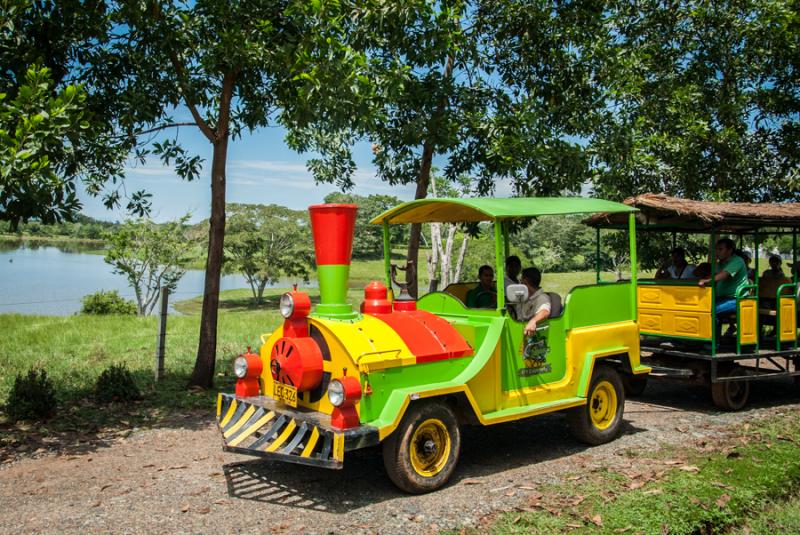 Zooparque de los Caimanes, Monteria, Cordoba, Colo...