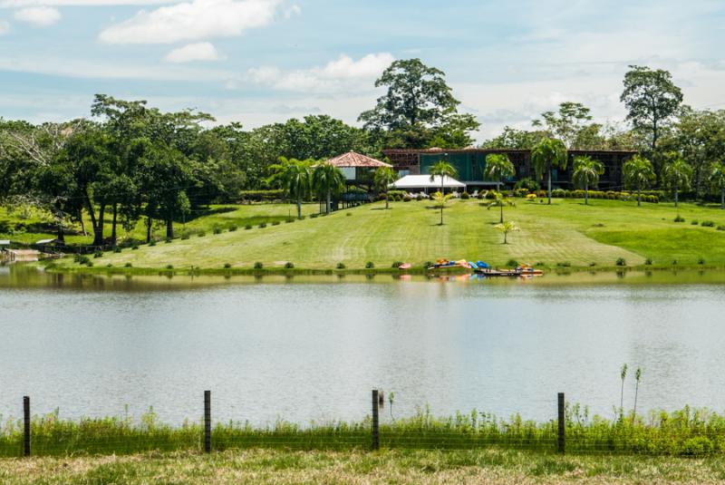 Paisaje del Zooparque de los Caimanes, Monteria, C...