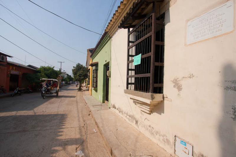 Calle de Atras, Santa Cruz de Mompox, Mompos, Boli...