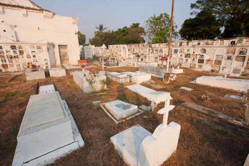 Cementerio Municipal de Mompox, Santa Cruz de Momp...