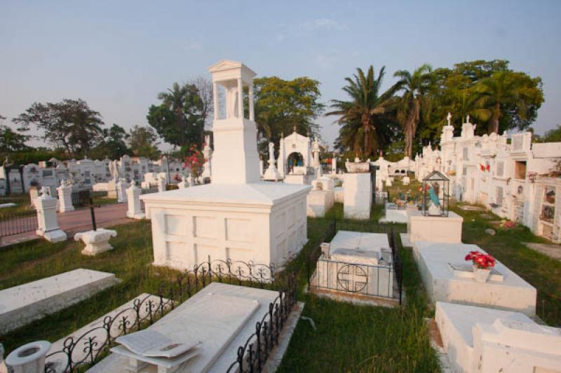 Cementerio Municipal de Mompox, Santa Cruz de Momp...