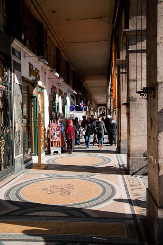 Rue de Rivoli, Paris, Francia, Europa Occidental