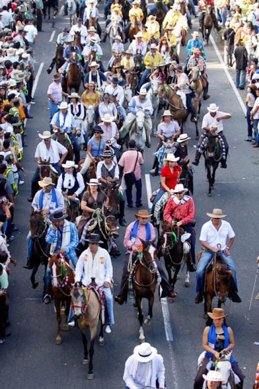 Cabalgata de las Flores, Feria de las Flores, Mede...