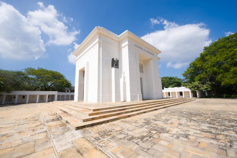 Altar de la Patria, Quinta de San Pedro Alejandrin...