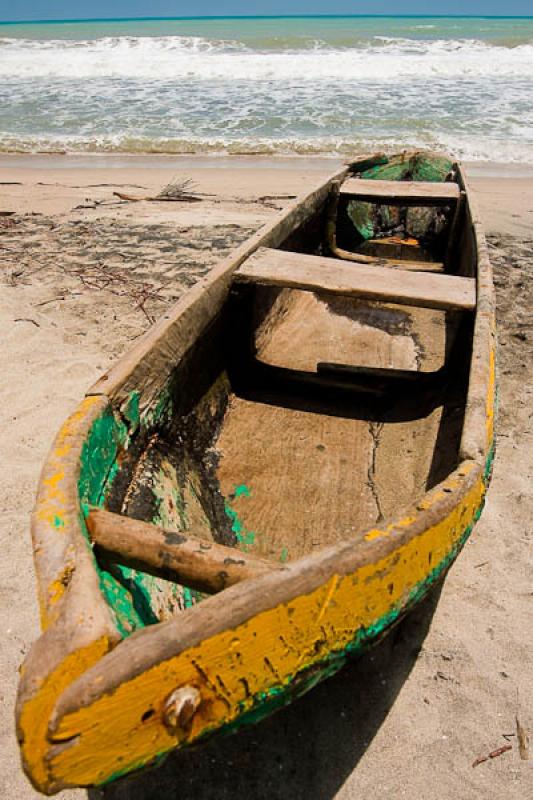 Canoa en la Playa, Dibulla, La Guajira, Riohacha, ...