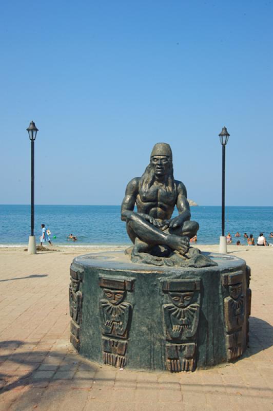 Monumento a la Deidad Tayrona, Santa Marta, Magdal...