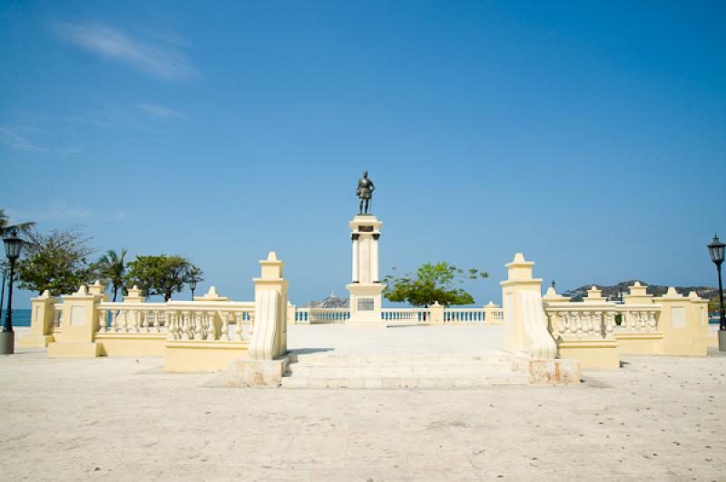 Estatua Rodrigo de Bastidas, Santa Marta, Magdalen...