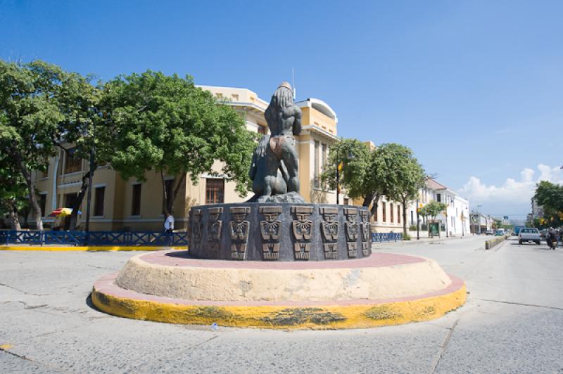 Monumento a la Deidad Tayrona, Santa Marta, Magdal...