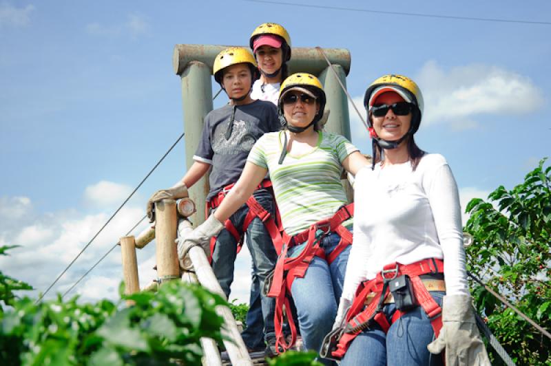 Familia en Sonriendo, Eje Cafetero, Quindio, Armen...