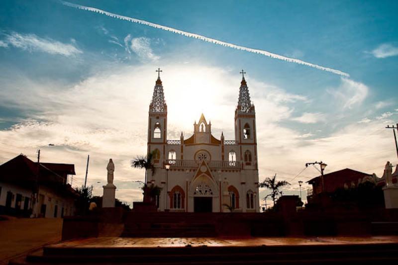 Iglesia Mayor San Jeronimo de Ayapel, Ayapel, Cord...