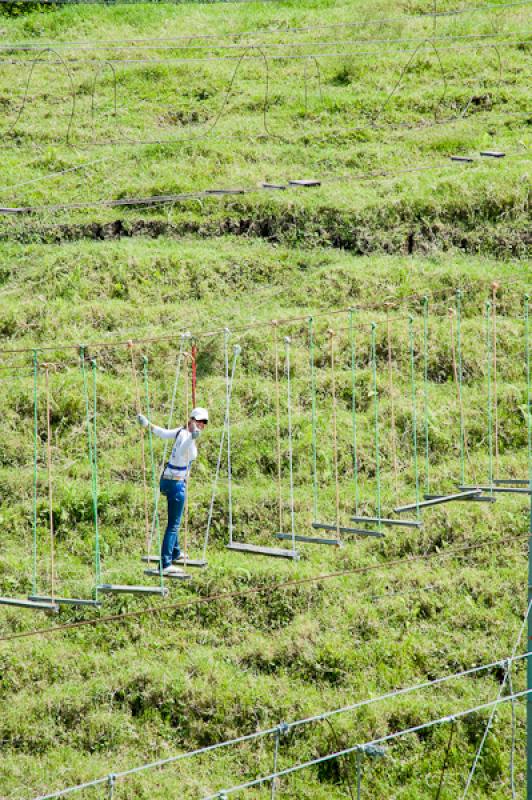 Puente de Equilibrio, Eje Cafetero, Quindio, Armen...