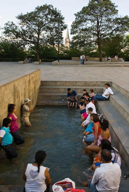 Parque de los Pies Descalzos, Medellin, Antioquia,...