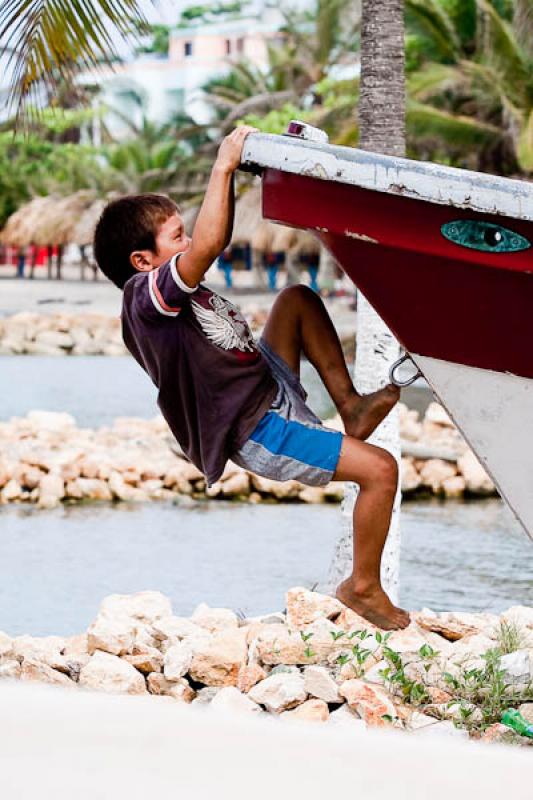 NiÃ±o Jugando, CoveÃ±as, Golfo de Morrosquillo...