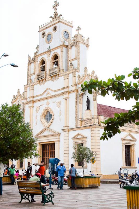 Catedral de Santa Cruz de Lorica, Santa Cruz de Lo...