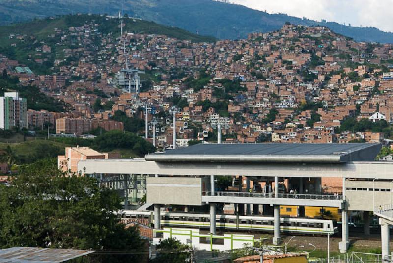 Estacion San Javier, Medellin, Antioquia, Colombia