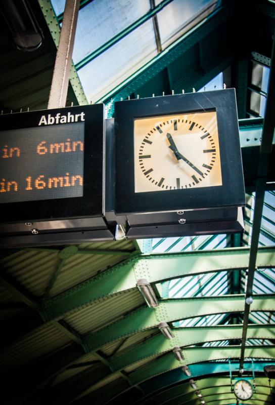 Estacion del Metro de Berlin, Alemania, Europa Cen...