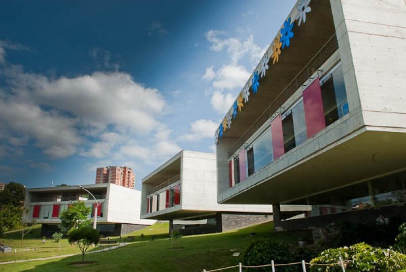 Parque Biblioteca Leon de Greiff, Medellin, Antioq...