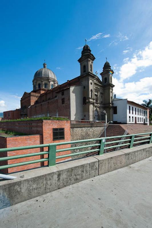 Iglesia de San Antonio, Parque de San Antonio, Med...