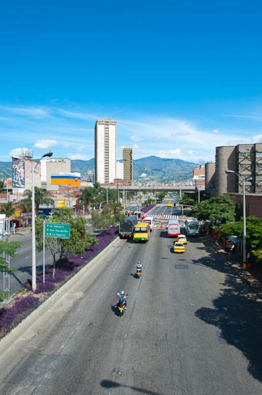 Avenida San Juan, Medellin, Antioquia, Colombia