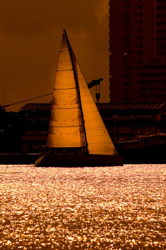 Velero en Barrio Manga, Cartagena, Bolivar, Colomb...