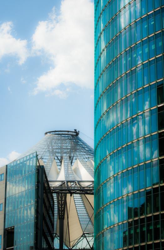 Cubierta del Sony Center, Berlin, Alemania, Europa...