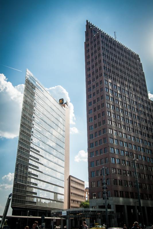 Edificios de las Plazas de Leipzig y Potsdam, Berl...