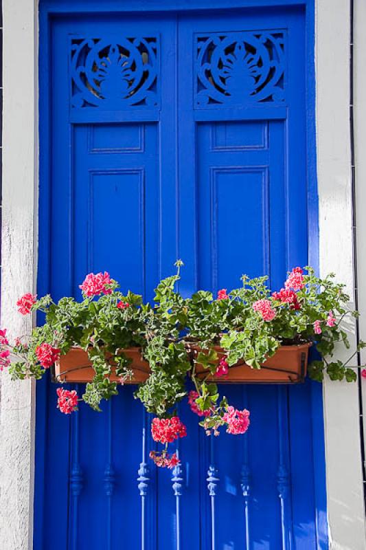 Ventana Colonial