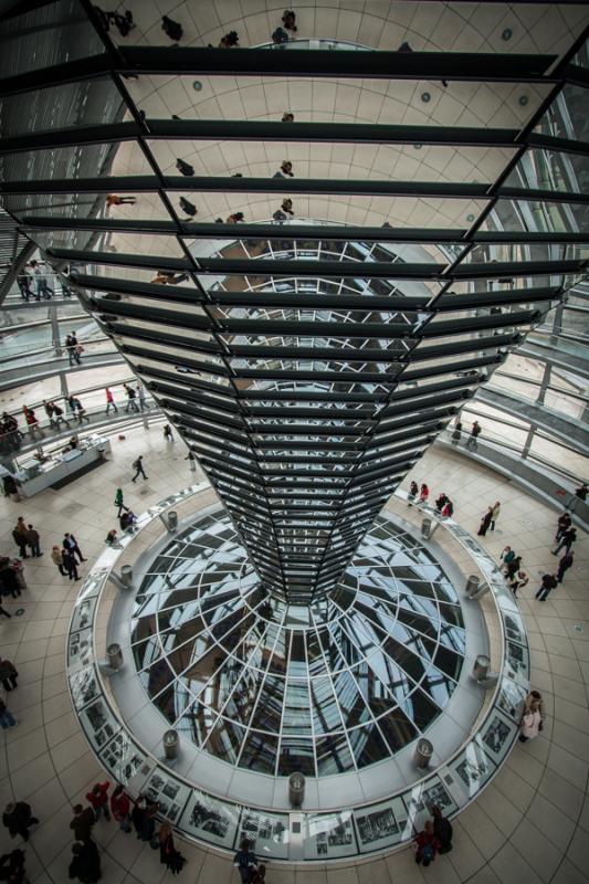 Cupula del Reichstag, Berlin, Alemania, Europa Cen...