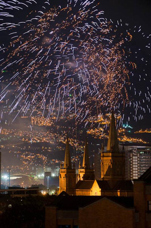 Bicentenario de la Independencia de Colombia, Igle...