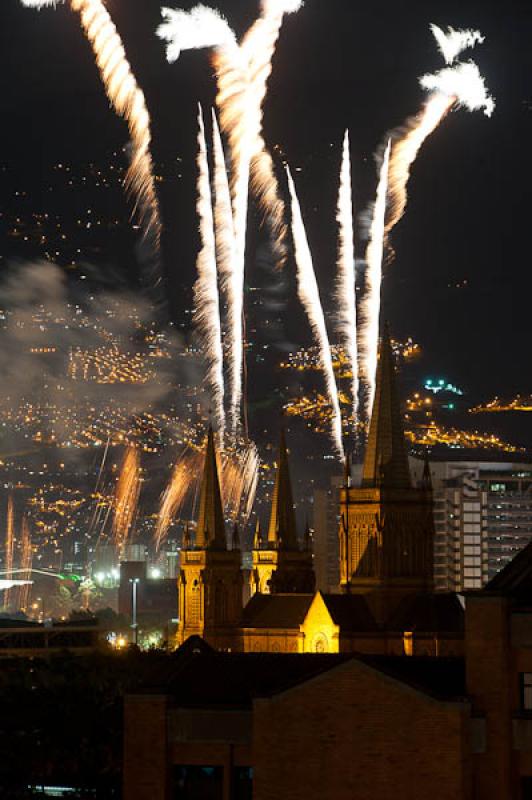 Bicentenario de la Independencia de Colombia, Igle...