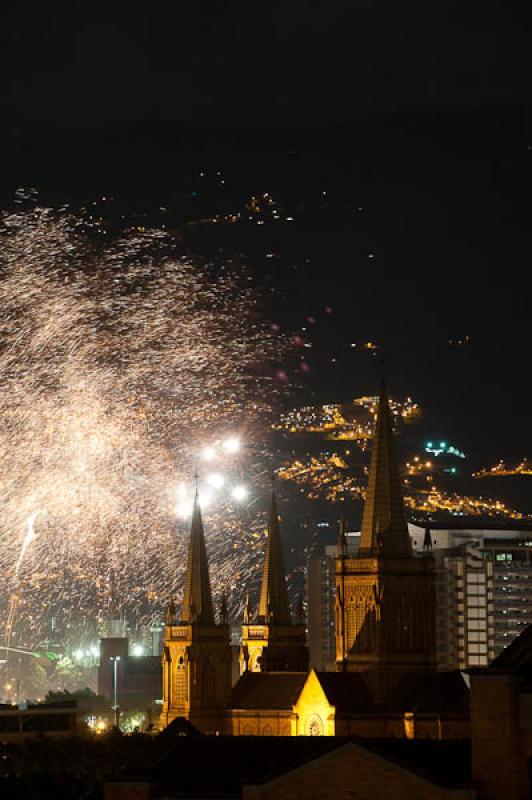 Bicentenario de la Independencia de Colombia, Igle...