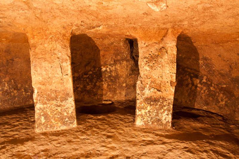 Camara Funeraria, Parque Arqueologico de Tierraden...