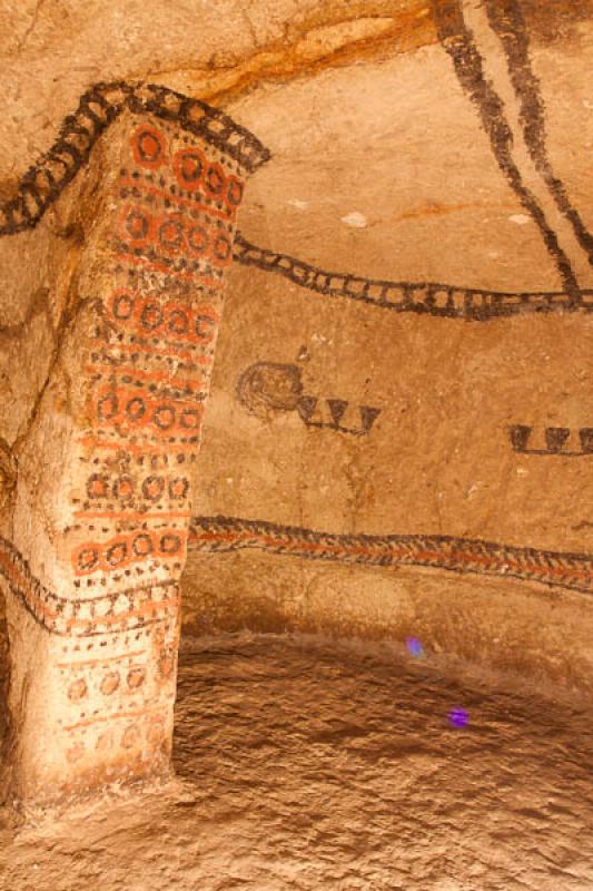 Camara Funeraria, Parque Arqueologico de Tierraden...