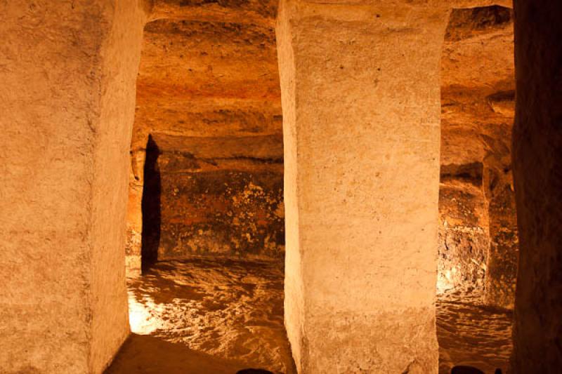 Camara Funeraria, Parque Arqueologico de Tierraden...