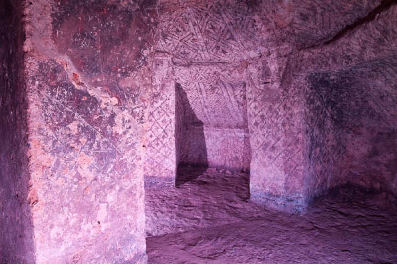 Camara Funeraria, Parque Arqueologico de Tierraden...