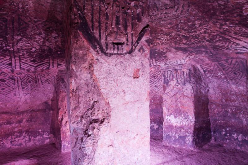 Camara Funeraria, Parque Arqueologico de Tierraden...