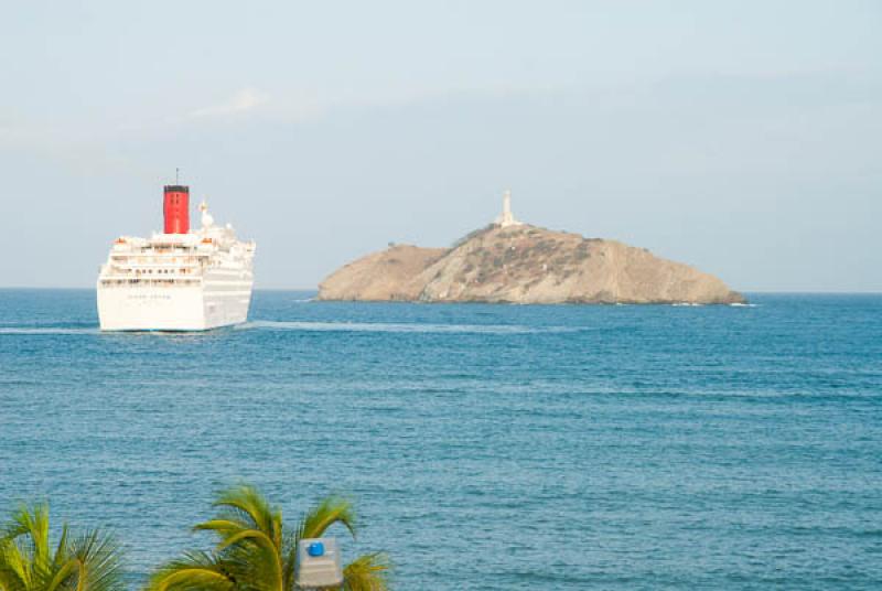 Crucero en Bahia de Santa Marta, Santa Marta, Magd...