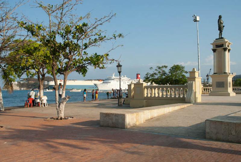 Estatua Rodrigo de Bastidas, Santa Marta, Magdalen...